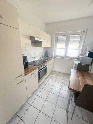 Einbauküche mit E-Geräten