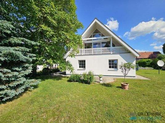 Giebelseite mit herrlicher Dachterrasse