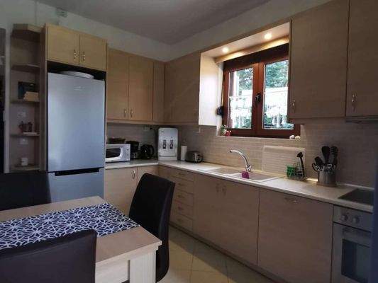 Kreta, Roumeli: Villa in kleiner Wohnanlage zu verkaufen