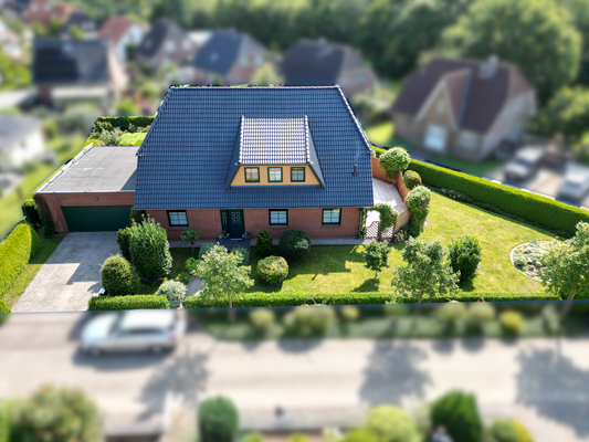 Luftbild Hausvorderseite