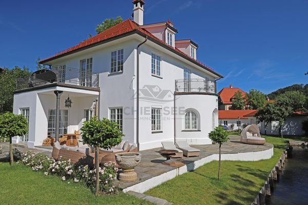 Außenansicht Haupthaus