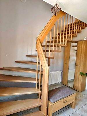 Aufgang ins Obergeschoss