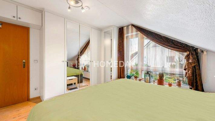 1. OG Elternschlafzimmer 2