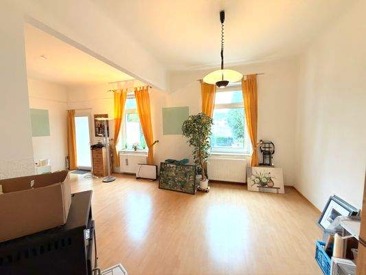 Wohn- u. Esszimmer Bild 2