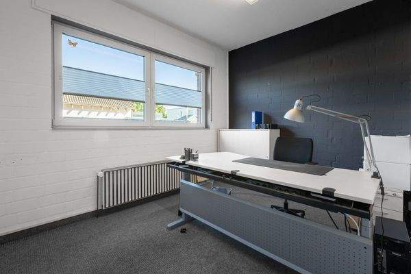Bürofläche hinten