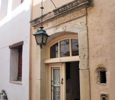 Kreta, Rethymno: Einzigartig gestaltetes Einfamilienhaus zum Verkauf in der Altstadt