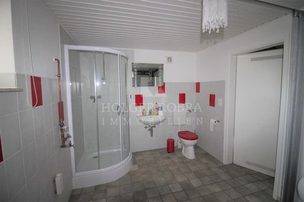 Badbereich im Keller