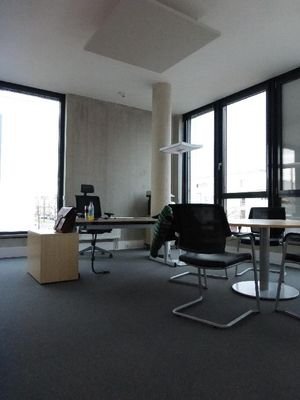 Büro mit Besprechungsecke