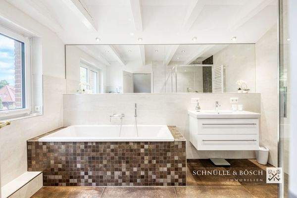 Das Bad en Suite ist jeden Morgen ein Erlebnis