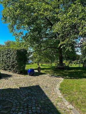 Gärtnerisch gestalteter, selbstregulierender Staudengarten