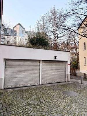 komfortable Garageneinfahrt