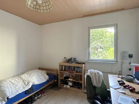 Wohnung links Schlafzimmer