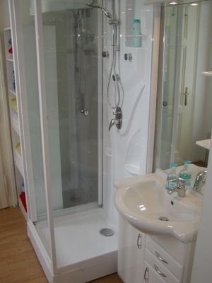 P Dusche.JPG