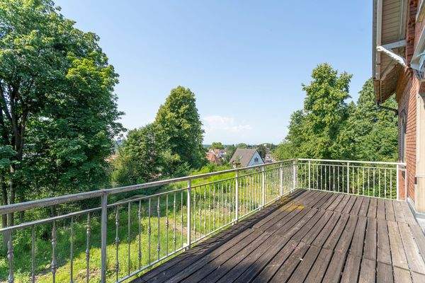 Blick nach Südwesten vom Balkon im 1. OG