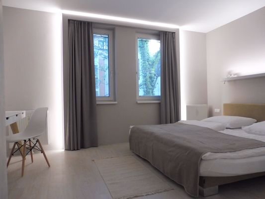 Schlafzimmer - Bedroom