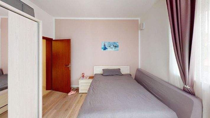 4-Ruggeweg-Bedroom 1