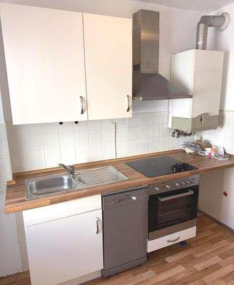 Küche mit Einbauküche