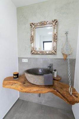 9 EG Gäste-WC (2).jpg