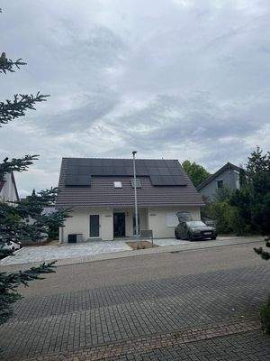 Hausansicht aus 2024