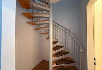 Treppe in 2. Etage