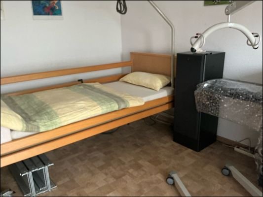 Weiteres Zimmer mit Zugang zum Balkon