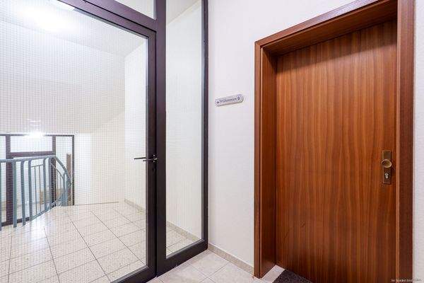 Eingangstür der Eigentumswohnung