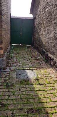 Zugang zum Hof