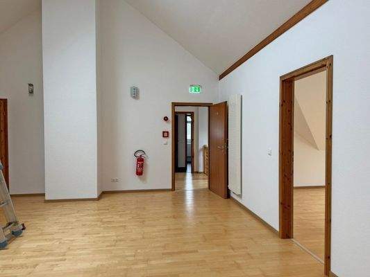 ausgebaut bis zum First