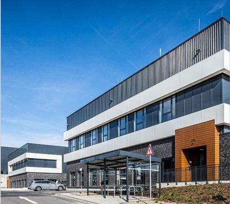 Serviceflächen EG Büro OG.jpg