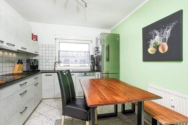 Küche mit Essbereich