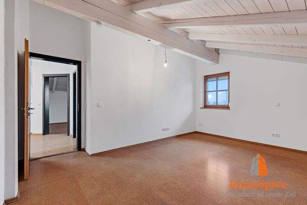 Blick in ein Kinder- oder Gästezimmer