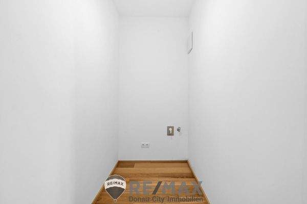 RH 2542 Kottingbrunn