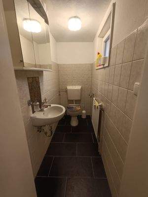 Praktische Toilette für den Alltag