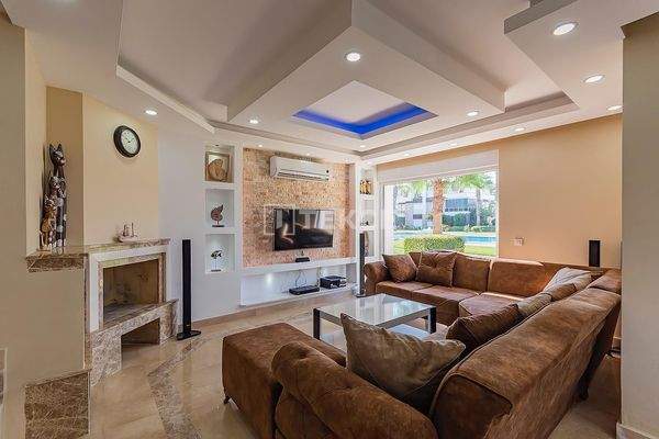 4-Bedroom Villa Near Golf Courses in Antalya Kadriye