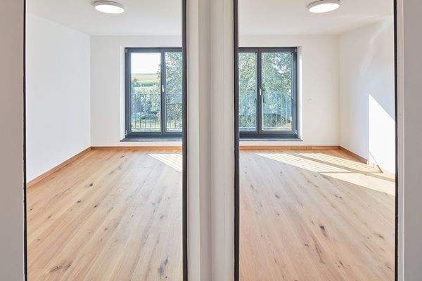 Zwei Zimmer im Obergeschoss