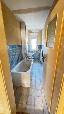 Nr.69 EG li 3-R. umrenoviert