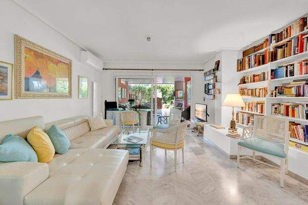 Living room in Los Altos del Golf