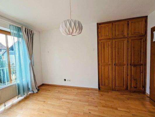 Kinder-/Arbeitszimmer