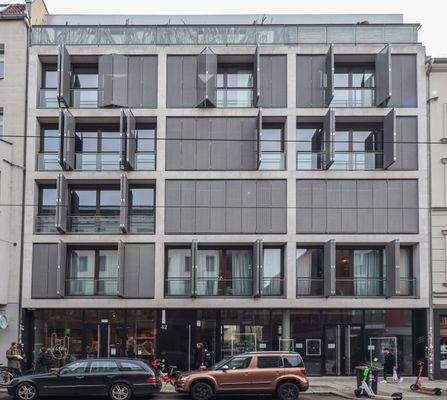  Blick auf die Front des Hauses