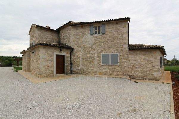 Klassische Schönheit