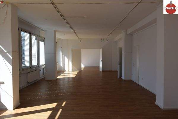 Zimmer 22, A3 (Konferenzzimmer)