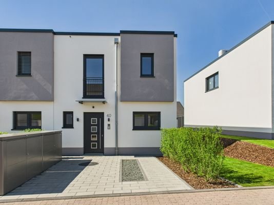 Tagansicht Eingang - 3.jpg