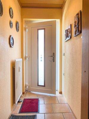 Eingangsflur - Isotür