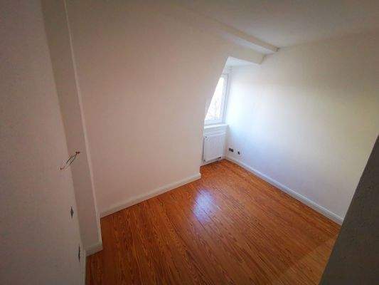 Schlafzimmer / Kinderzimmer / Zimmer 4