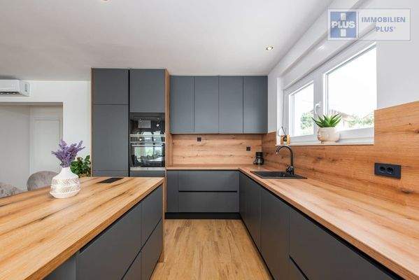 tinj-luksuzna-villa-s-velikom-okucnicom_10