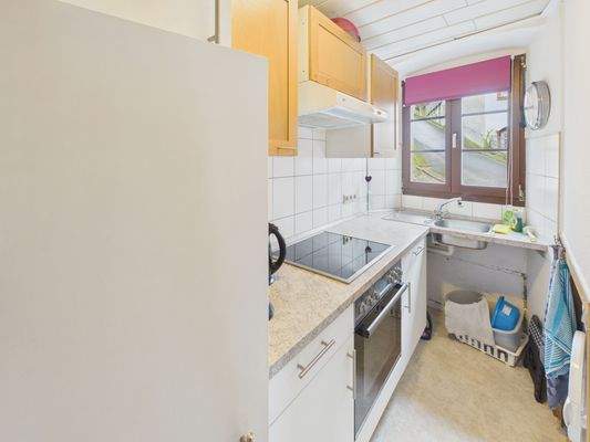 CAM01223G0-PR0194-STILL018