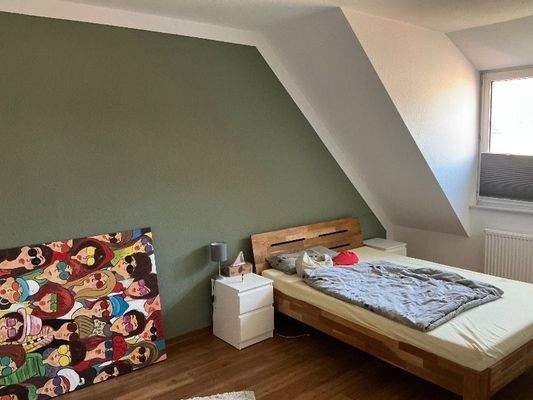 Kinder- oder Arbeits- oder Gästezimmer