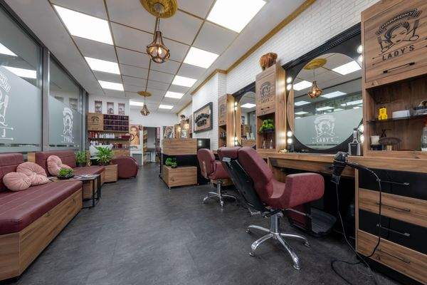 EG re. Friseursalon