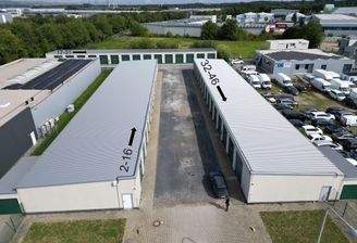 Luftaufnahme Hallennummern