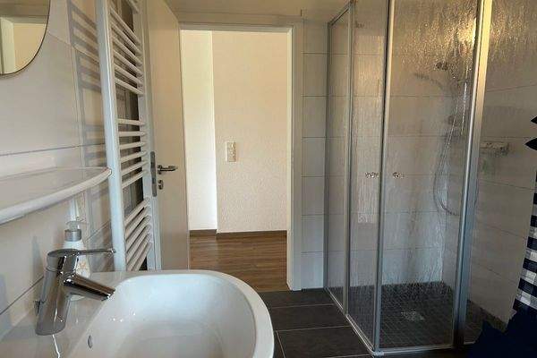 Duschbad mit Fenster